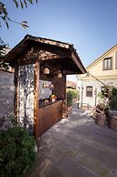 Otel Tahir Aga Konagi