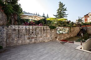 Otel Tahir Aga Konagi