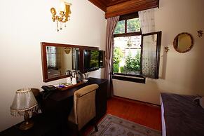 Otel Tahir Aga Konagi