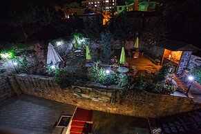 Otel Tahir Aga Konagi