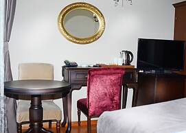 Otel Tahir Aga Konagi