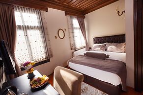 Otel Tahir Aga Konagi