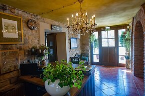 Hotel Corru San Pumés