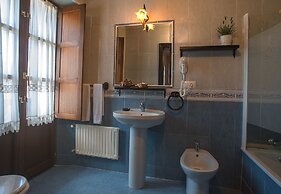 Hotel Corru San Pumés