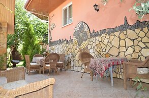 Sinter Terasse House Hotel