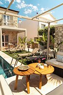Palm Alaçatı Boutique Hotel