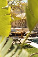 Palm Alaçatı Boutique Hotel