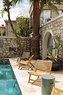 Palm Alaçatı Boutique Hotel