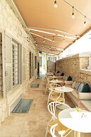 Palm Alaçatı Boutique Hotel