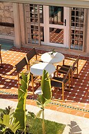 Palm Alaçatı Boutique Hotel
