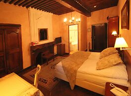 Hostellerie Le Beffroi
