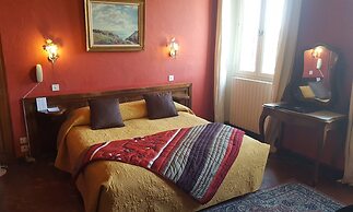 Hostellerie Le Beffroi