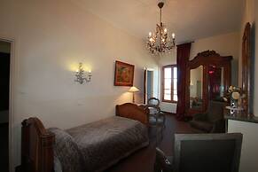 Hostellerie Le Beffroi