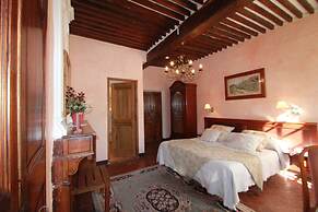 Hostellerie Le Beffroi