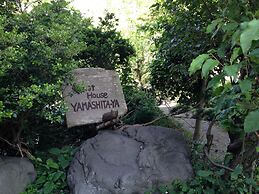 Guest House YAMASHITA-YA - Hostel