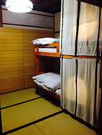 Guest House YAMASHITA-YA - Hostel