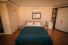 Blue & Green Villa Gursoy