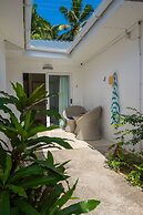 Le Nautique Luxury Beachfront Apartments