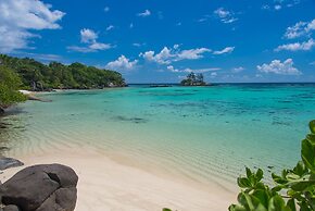 Le Nautique Luxury Beachfront Apartments