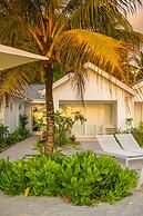 Le Nautique Luxury Beachfront Apartments