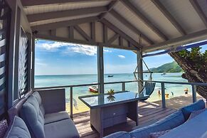 Le Nautique Luxury Beachfront Apartments