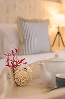 Le Nautique Luxury Beachfront Apartments