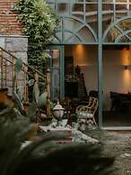 Attalos Suites Hotel