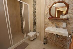 Attalos Suites Hotel