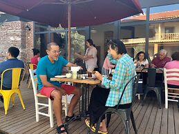 Attalos Suites Hotel