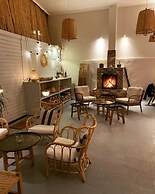 Attalos Suites Hotel