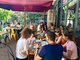 Attalos Suites Hotel