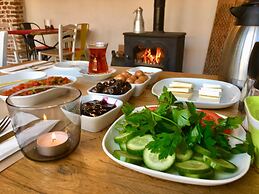 Attalos Suites Hotel