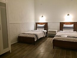 Attalos Suites Hotel