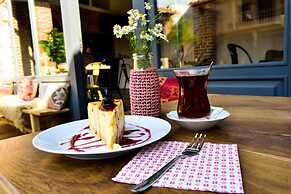 Attalos Suites Hotel