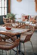 Attalos Suites Hotel