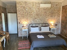 Attalos Suites Hotel