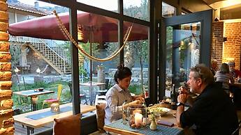 Attalos Suites Hotel