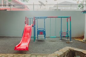 Urbanest Inn House TB Simatupang