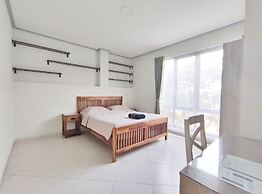 Urbanest Inn House TB Simatupang
