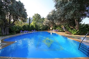 Kızılbük Ahşap Evleri