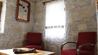 Kızılbük Ahşap Evleri