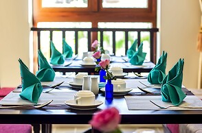 Lantana Riverside Hoi An Hotel