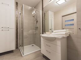 VacationClub - Solna Apartments