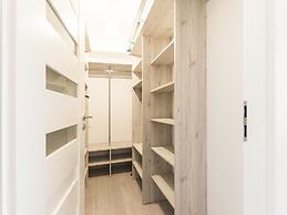 VacationClub - Solna Apartments