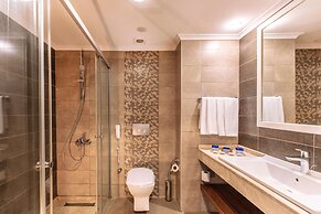 Palm Wings Beach Resort & Spa Kusadasi- All Inclusive