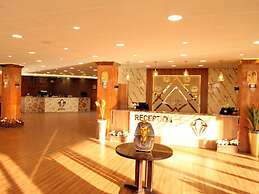 Luxor Hotel Armed Forces