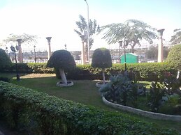 Luxor Hotel Armed Forces