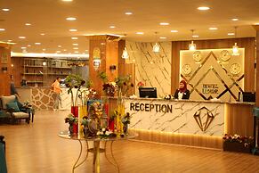 Luxor Hotel Armed Forces