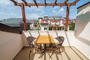 Ten Apart Hotel