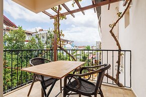 Ten Apart Hotel